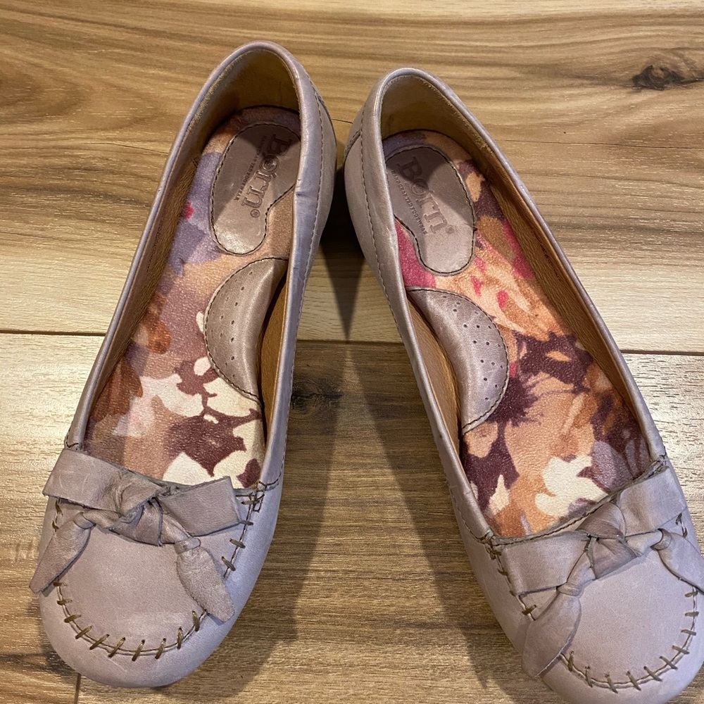 Women’s Born loafers.